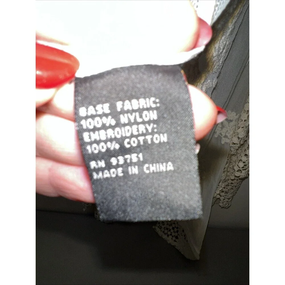 Women’s Casual Express Crocheted Ivory Lacy Shawl Size Large L - Picture 3 of 11